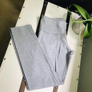 Lululemon crop leggings activewear